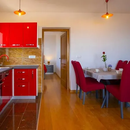 Vladimir #5 Апартаменты Макарска